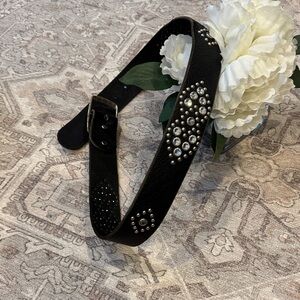 Tylie Malibu Women’s Black Belt with Silver and Crystal Studs 32